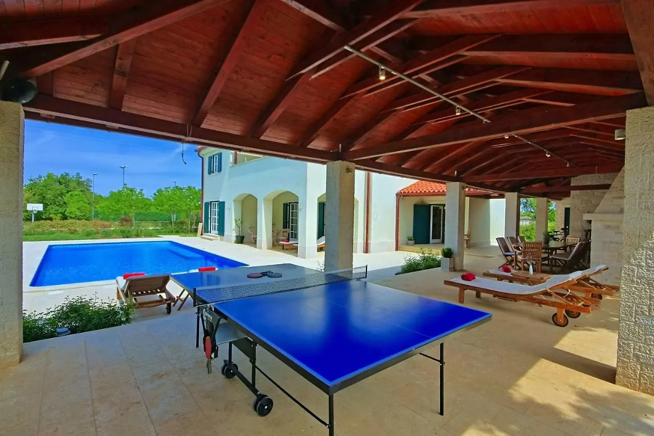 Villa Alma Marcana